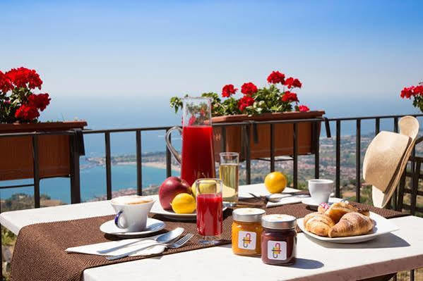 Hotel Il Casale Di Caterina Taormina Exterior foto
